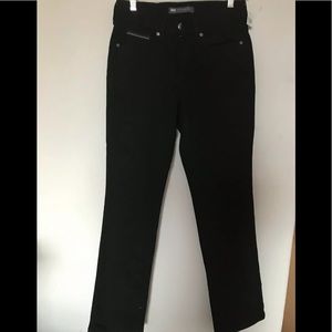 Black Levi’s - 505 Straight Leg
